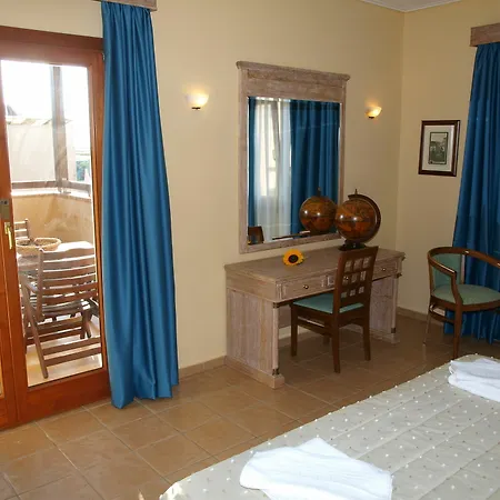 Hotel de apartamente Mylos (adults Only) 4*